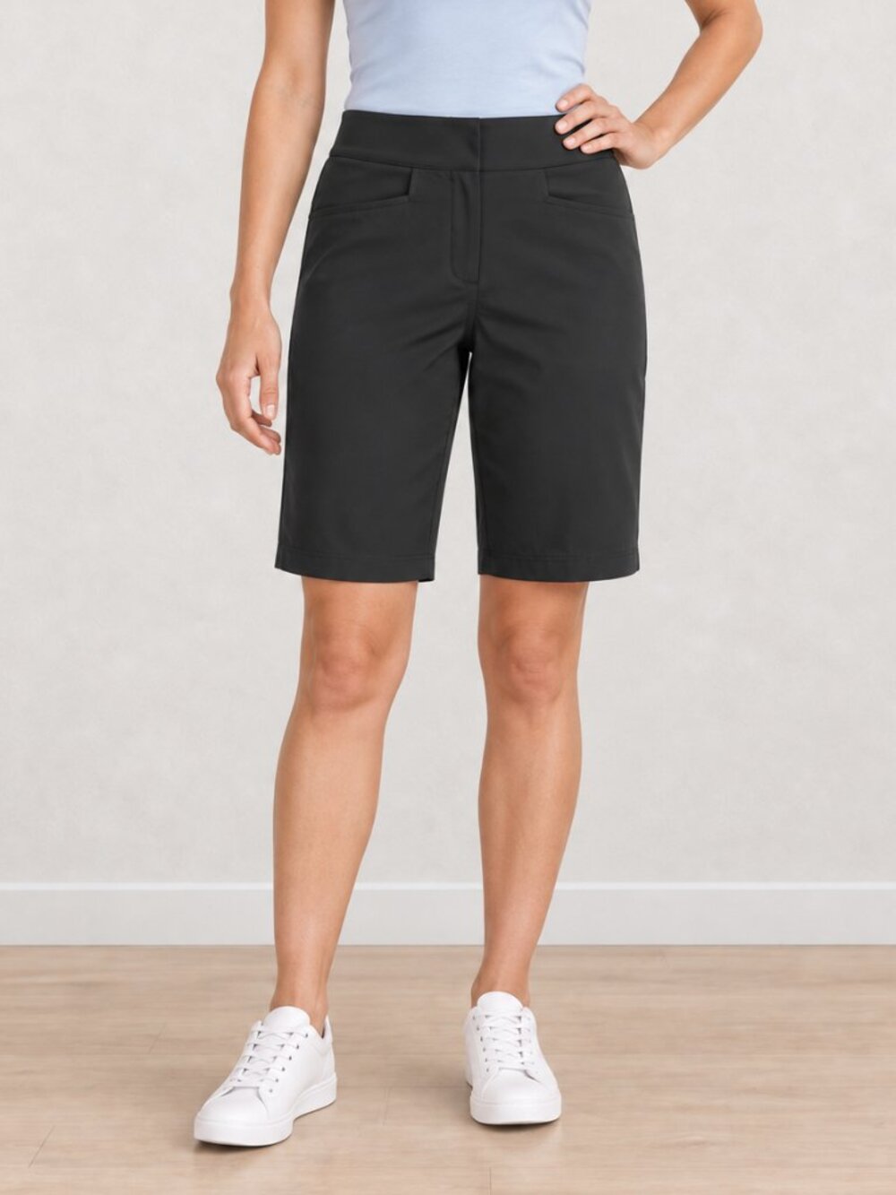 PGA TOUR Women’s Performance Golf Shorts, Black, Size 6 – NWT